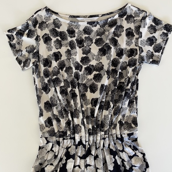 Y2K DVF Silk Dress - Picture 9 of 11